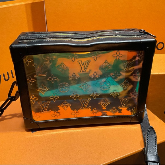 Authentic Louis Vuitton Men’s or Women’s Cross Body Shoulder Trunk Bag. - Picture 2 of 8